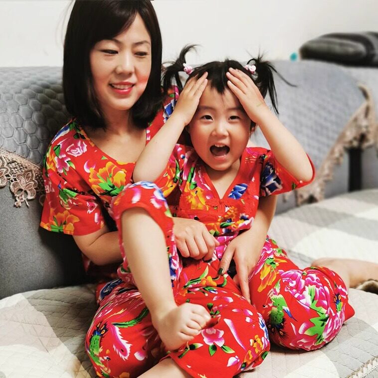 东北大花布睡衣女红色棉绸儿童短袖长袖长裤套装村花宝宝亲子装