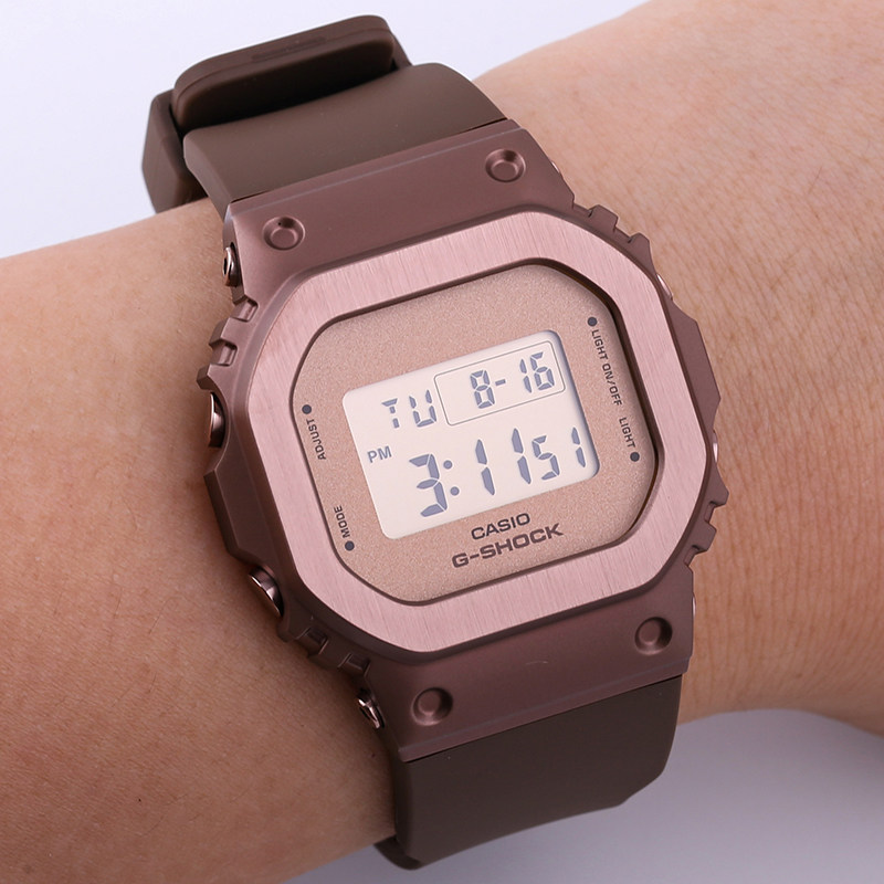 卡西欧小方块 GSHOCK周年限定金属壳学生防水电子手表女 GM-S5600