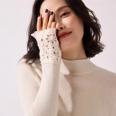 2025新款100%山羊绒打底衫女半高领高档钩花针织修身洋气品牌毛衣