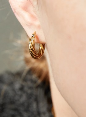 Auvra编织梦境 圈圈耳环麻花高级感耳饰气质高智通勤圈形金色耳环