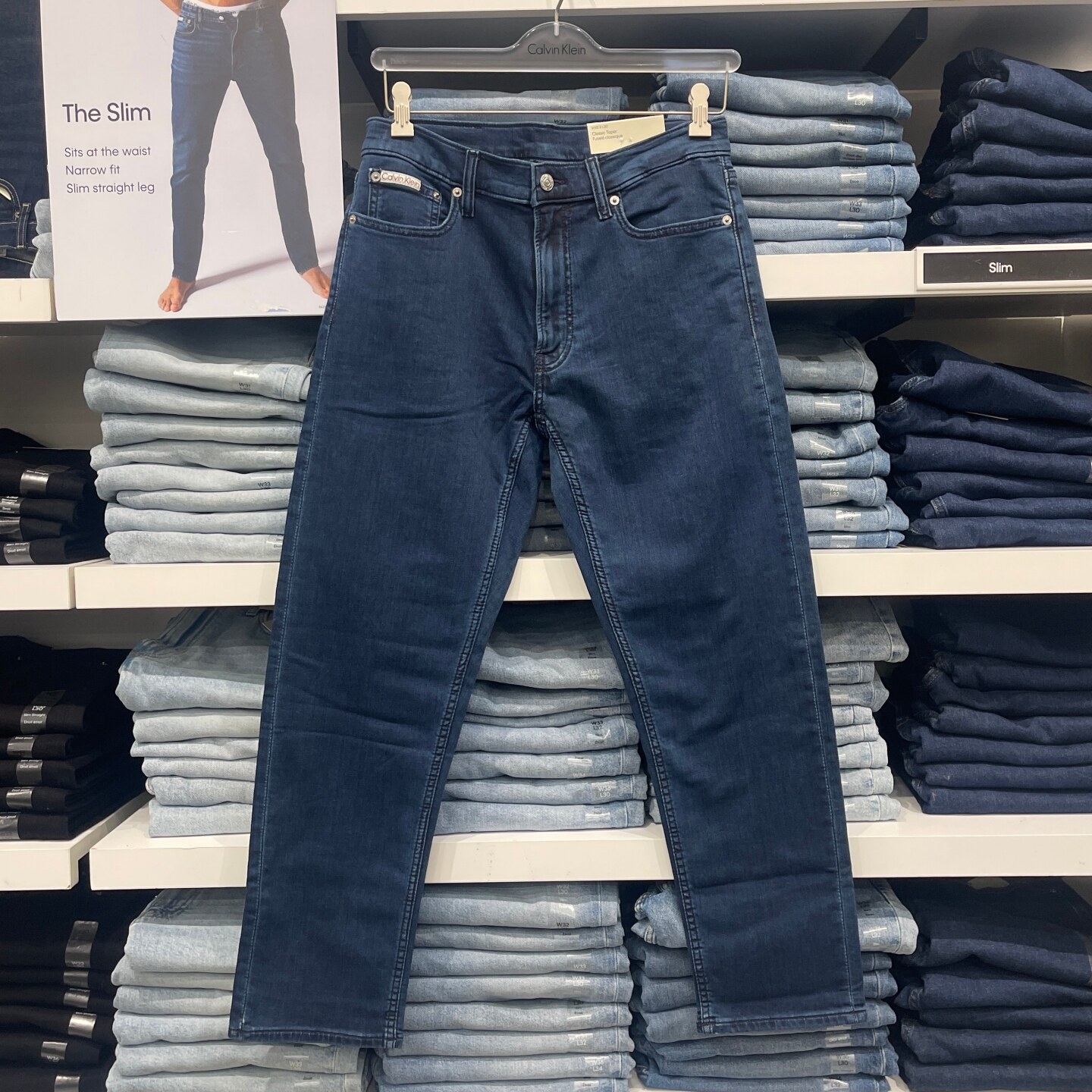 26春季CK/Calvin Klein 男士休闲宽松微锥形牛仔裤 Classic Taper