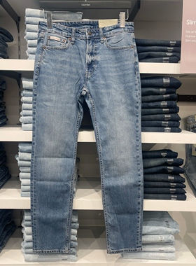 CK Calvin Klein 男士秋冬新款蓝色水洗磨白合体直筒牛仔裤 SLIM