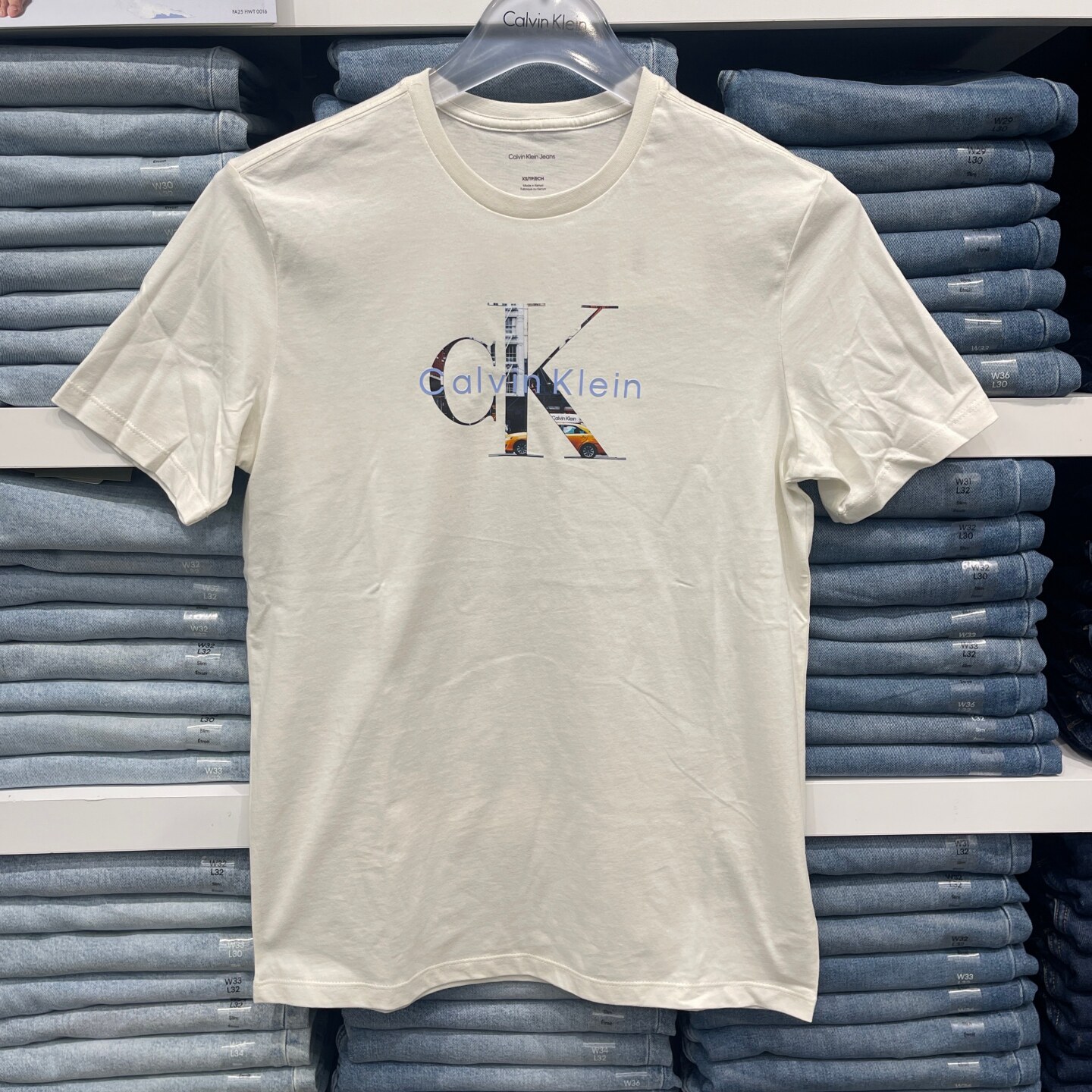 CK男士纯棉立体印花圆领短袖T恤