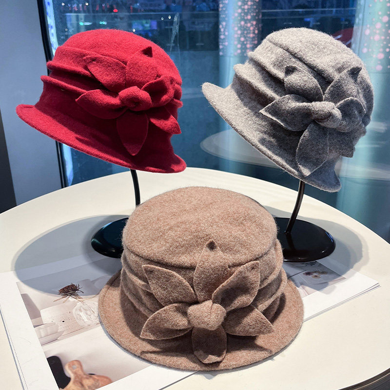 新款妈妈帽保暖套头羊毛帽毛呢盆帽秋冬季中老年女士老人花朵帽子