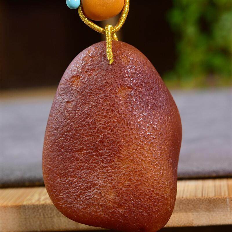 天然俄料原矿蜜蜡原石女款项链吊坠33克无优化无烤色琥珀原石秀