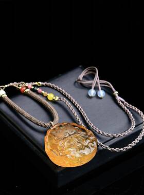 天然黄胶花俏色九尾狐狸吊坠项链 规格44*41*19mm 重57g配证书ss0