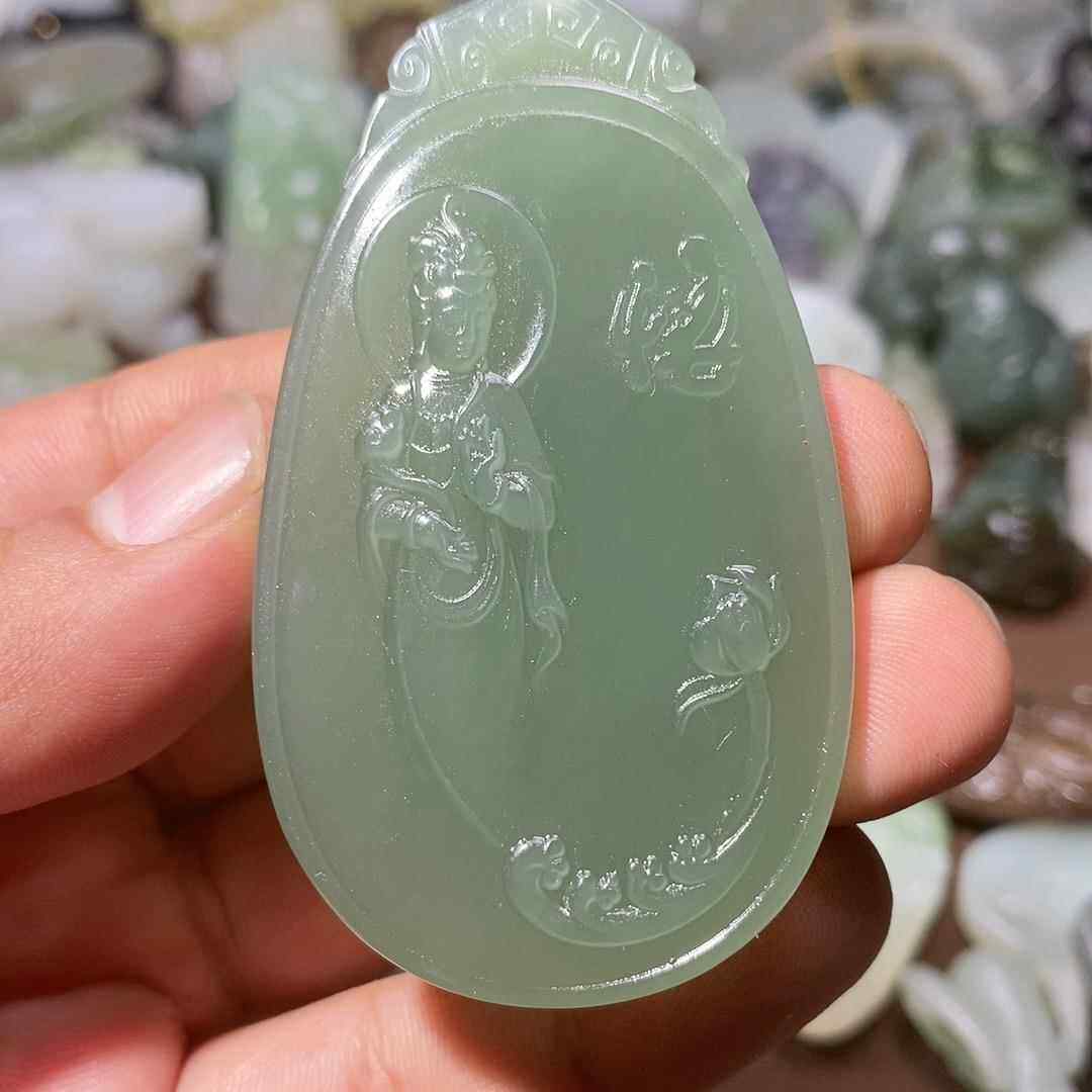 手工雕刻新疆天然和田玉青海青超细超润无结构观音赐福zqyx