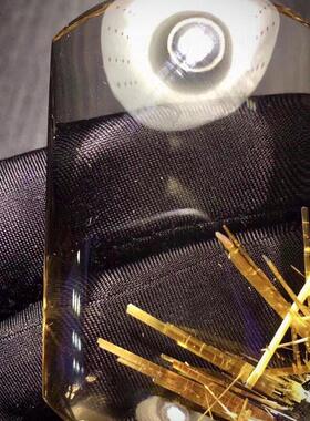 天然水晶金发晶巴西板钛晶猫眼平安无事牌吊坠项链57.3克原矿邮