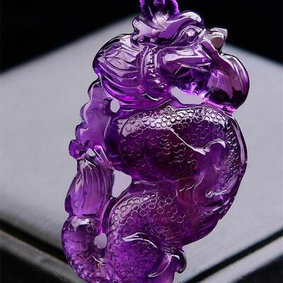 大号天然巴西紫水晶手工雕刻龙吊坠项链紫气东来晶体通透44.9g即