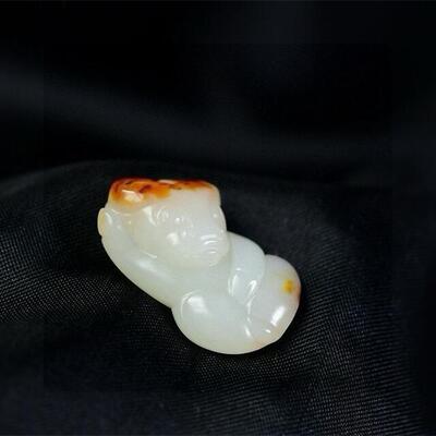 天然新疆料和田玉生肖牛牌项链玉质油性好细腻温润老坑料4.6克犹