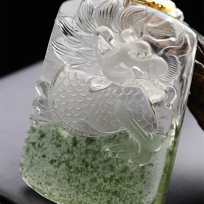 大号天然巴西水晶绿幽灵俏色龙牌吊坠毛衣链两用款全净体103.5g即