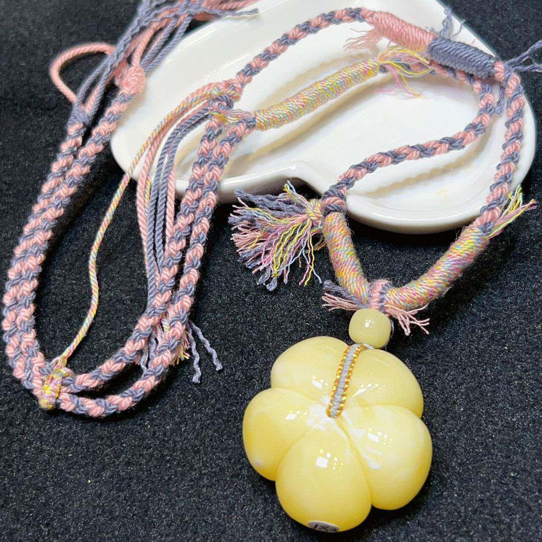 天然俄料原矿白蜜蜡太阳花吊坠项链 花开富贵 坠重18.2克配证xw