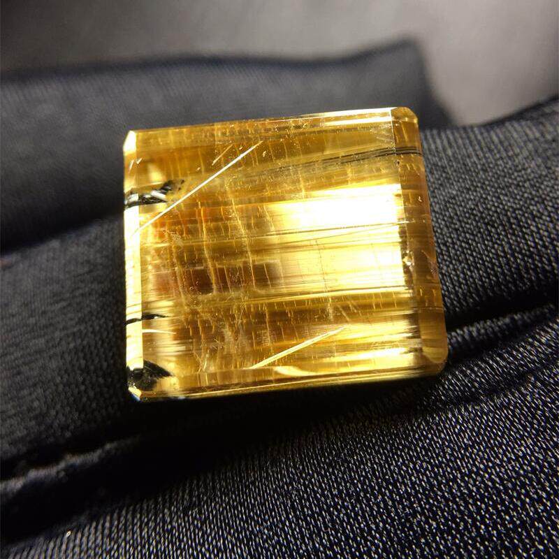 天然水晶金发晶巴西板钛晶猫眼方牌戒面锁骨坠吊坠项链4.3g原矿邮