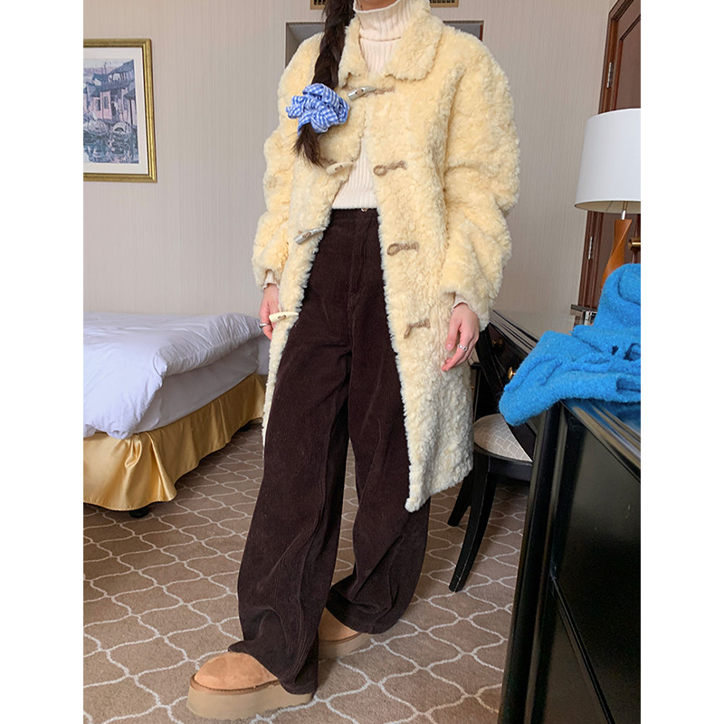 芒果舒芙蕾 韩系慵懒秋冬软糯撞色牛角扣毛毛外套女加厚毛绒大衣