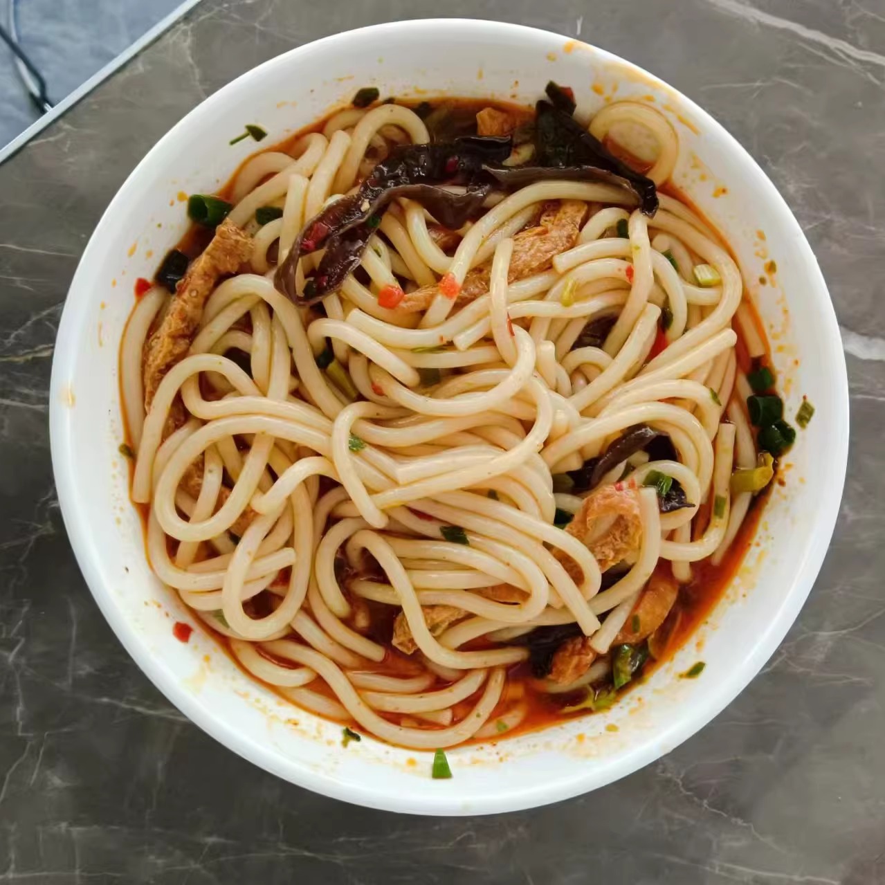 邵阳粗米粉早餐店里的同款粗粉 回民粉木耳豆腐筋道好多种臊子选