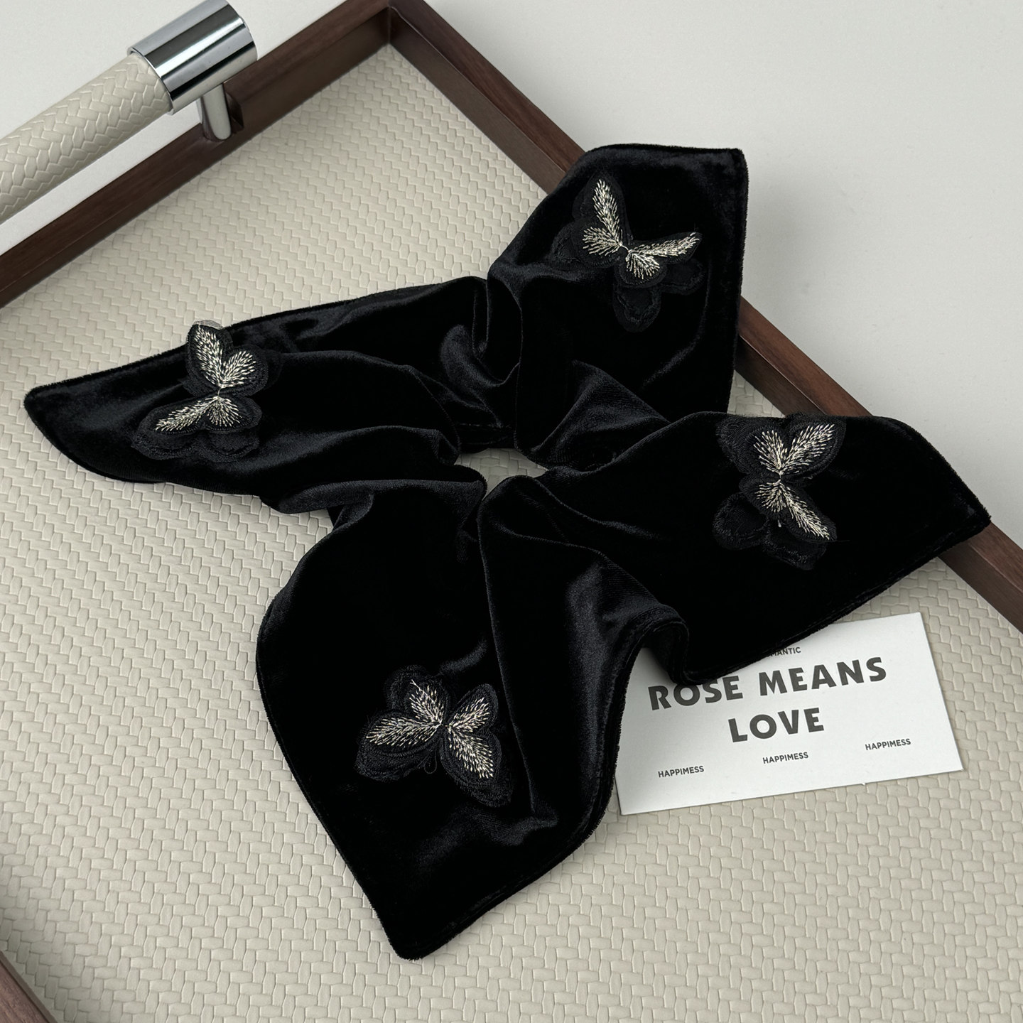 丝绒方巾发圈大肠圈2026秋冬新款黑色韩系优雅气质高级感头花头饰