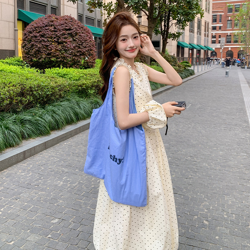夏季2025新款法式设计感时尚花苞背心裙子女慵懒风气质波点连衣裙,女装连衣裙,浙宝102（原188）