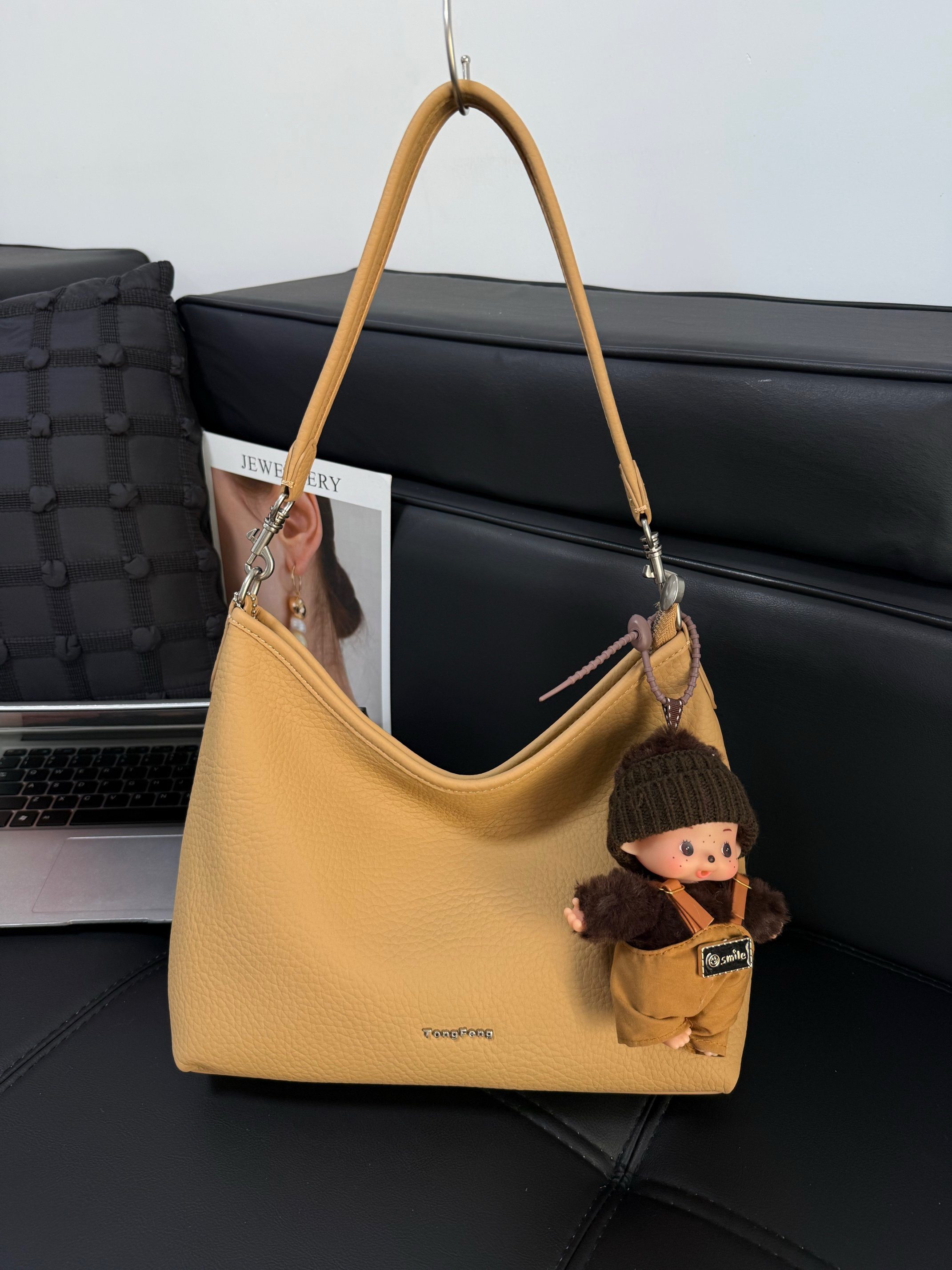 同丰5819新款女包单肩包手提腋下包时尚大容量托特包软皮