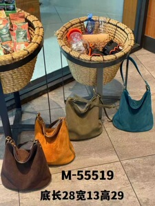 梦莲娜55519新款女包头层牛皮磨砂牛皮单肩斜挎慵懒风水桶包