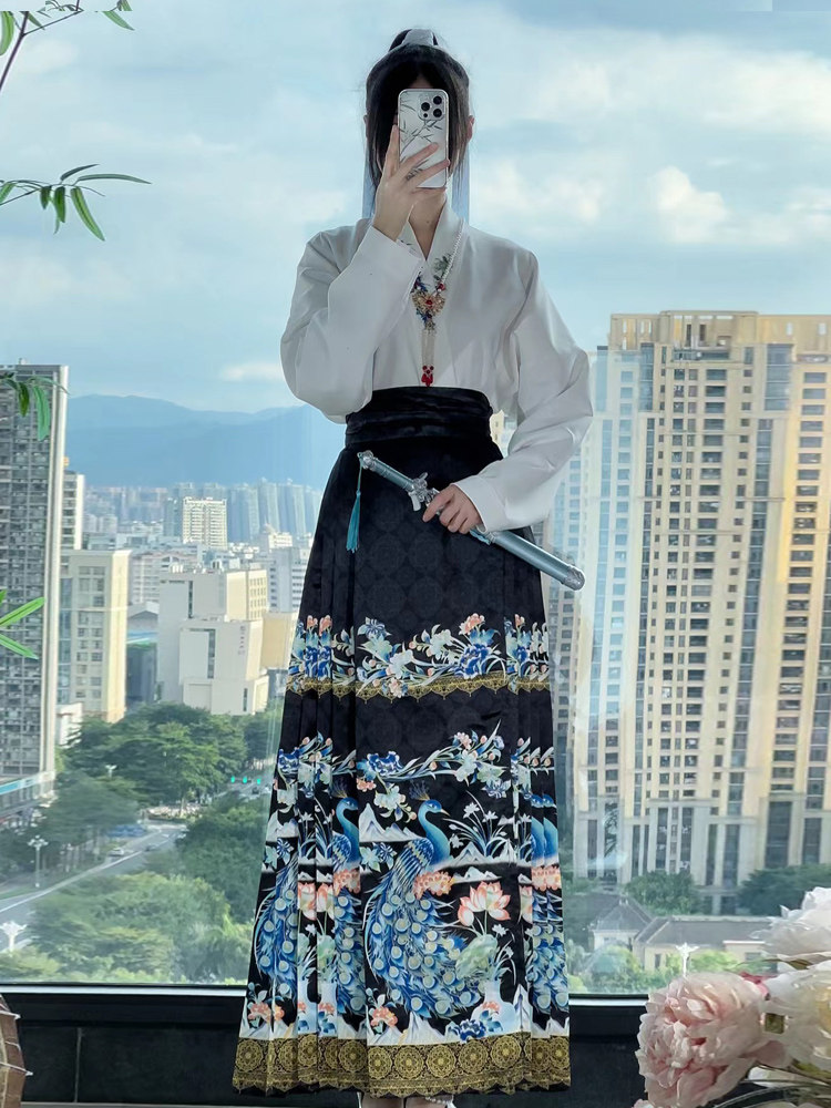 唐伊坊原创汉服【雀之灵】国风齐腰马面裙重工小个子日常改良套装