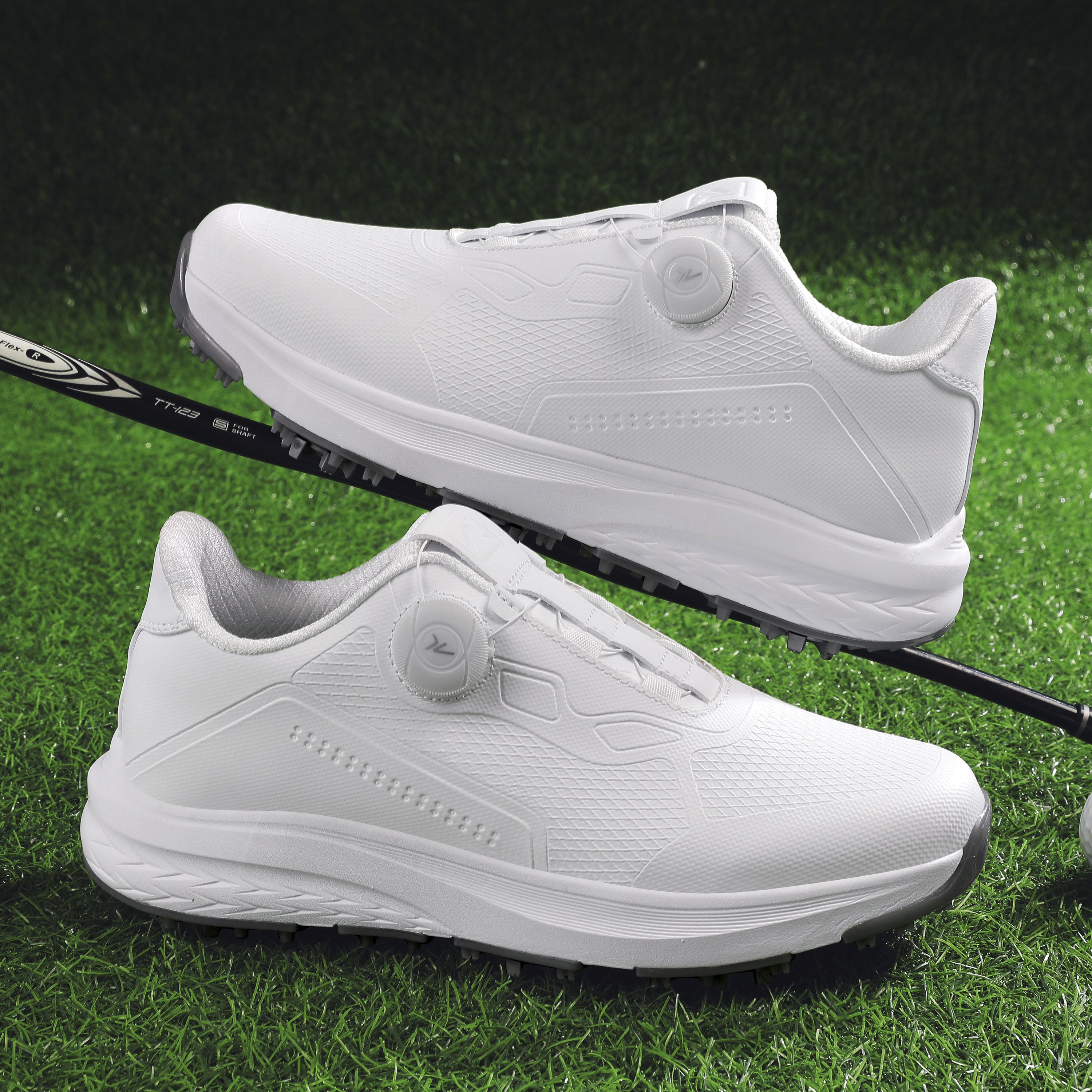 高尔夫球鞋草地钉专业防滑休闲运动鞋户外防水男鞋旋转纽扣女鞋,运动/瑜伽/健身/球迷用品,高尔夫鞋,淘宝优惠券,粉丝福利购,淘宝优惠卷