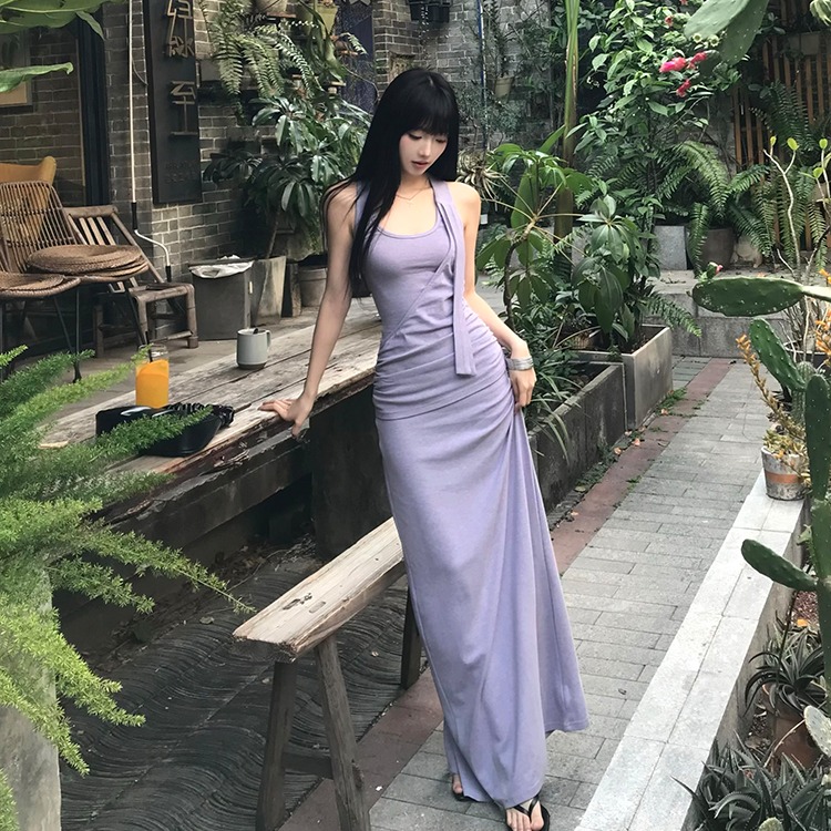 下周六女夏季收腰挂脖吊带露后背连衣裙辣妹紫色包臀背带长裙