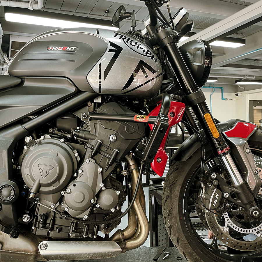 适用于凯旋trident660专业护杠