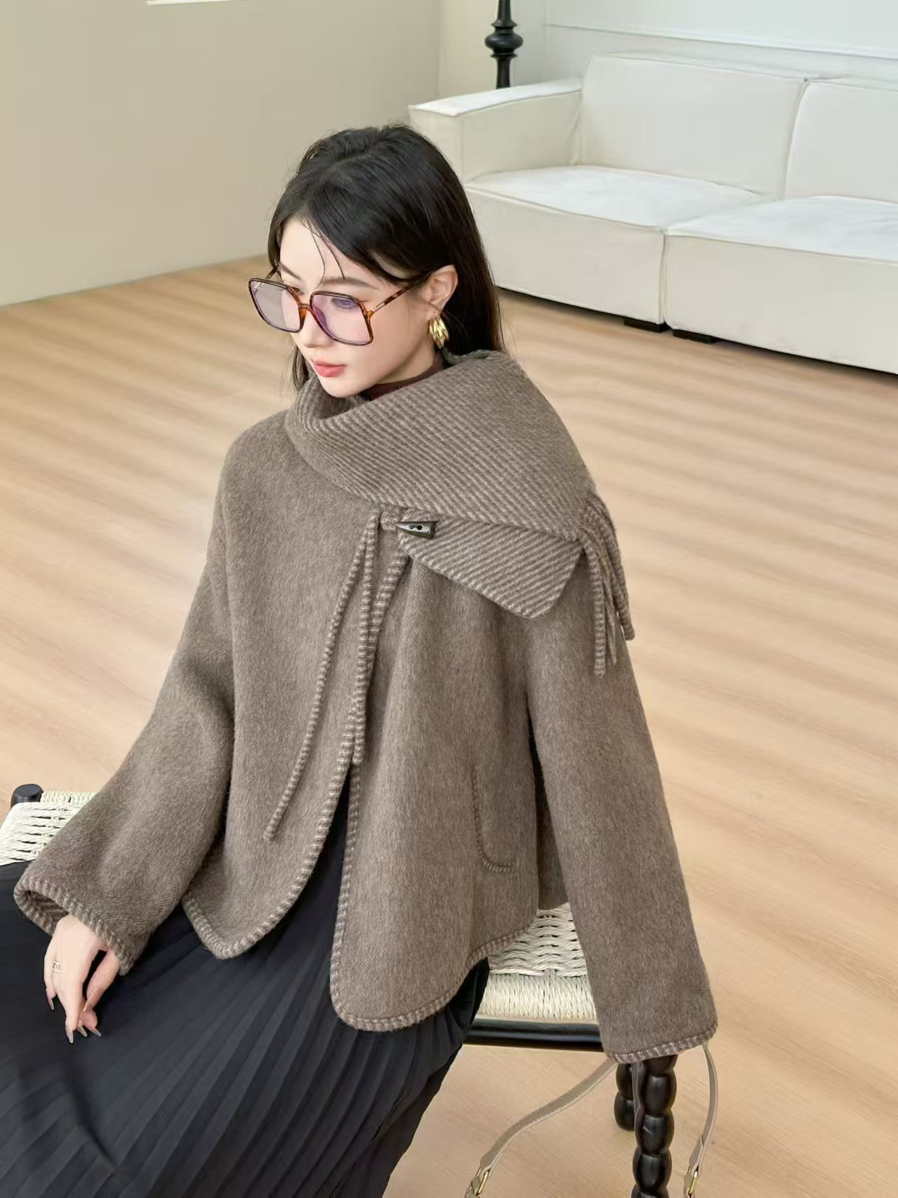 2024秋冬新款灰色羊绒大衣短款宽松小个子围巾双色百搭羊毛外套女