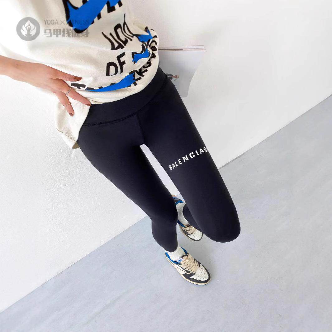 652印花打底裤带膝盖字母瑜伽裤子女薄黑色小黑裤九分