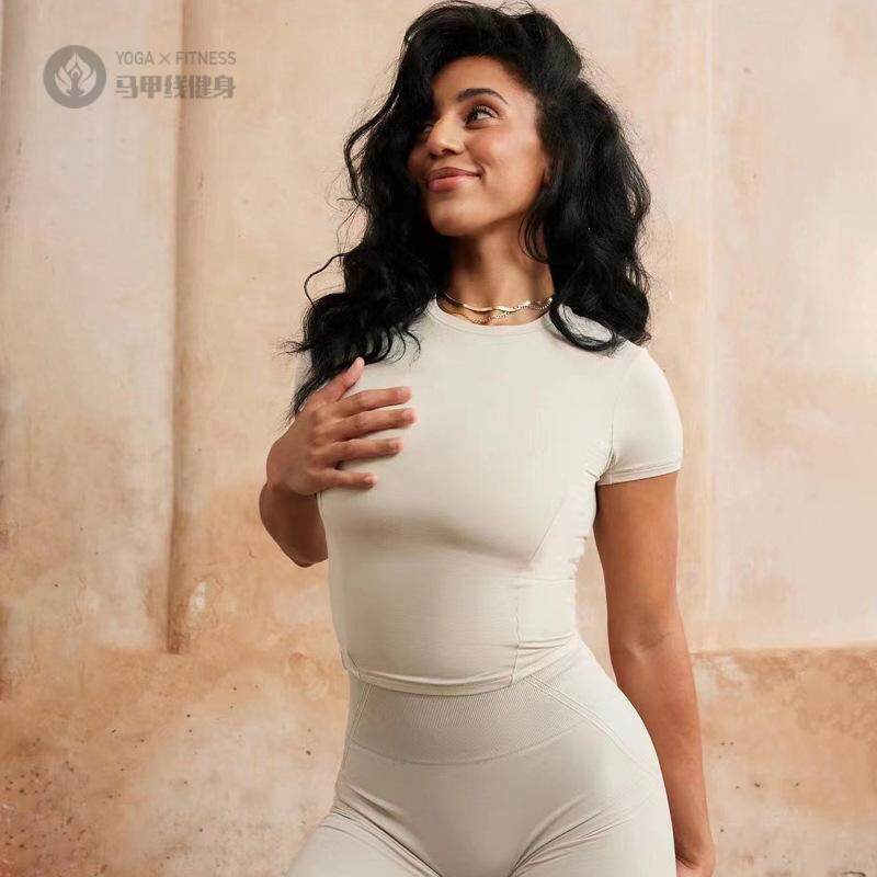 运动健身短袖女高弹亲肤瑜伽跑步舞蹈训练恤柔软透气速干上衣