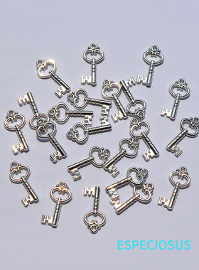 DIY饰品配件CCB仿金属环保配件26MM电镀白K色心形钥匙吊坠挂件