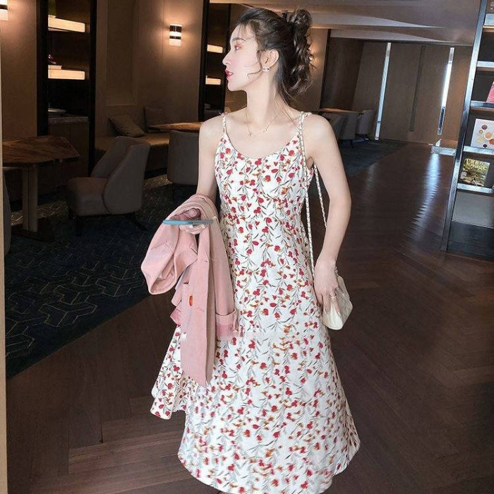 Floral suspender dress women's 2020 new spring fashion A-line skirt Korean fashionable mid long skirt slim fashion