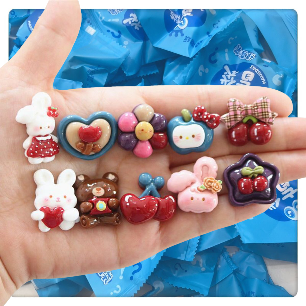 卡通复古爱心樱桃兔子diy配件立体水杯贴纸卡通树脂手机挂件装饰,玩具/童车/益智/积木/模型,惯性/回力/滑行玩具,淘宝优惠券,粉丝福利购,淘宝优惠卷