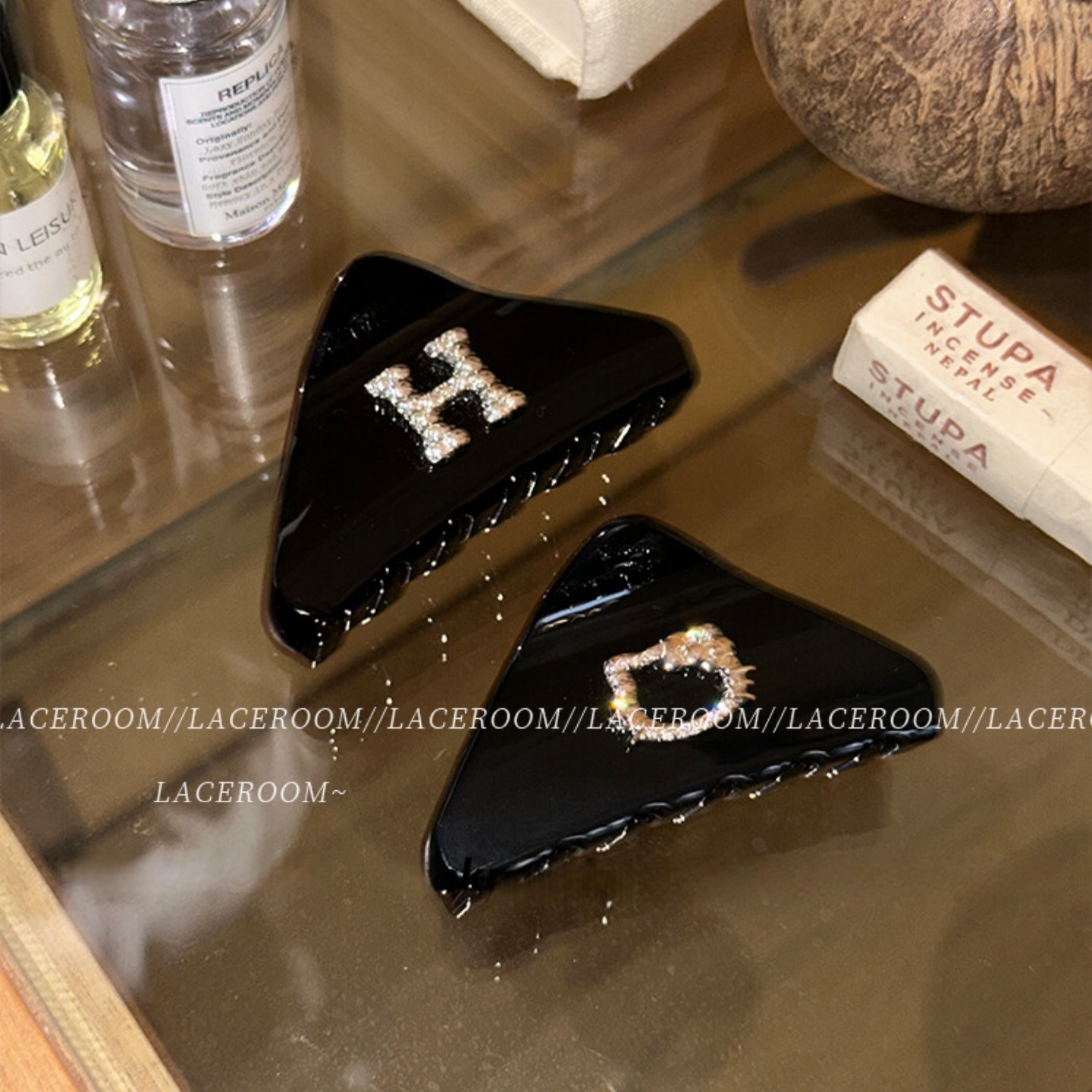 博主同款韩系三角抓夹水钻kt猫高级感后脑勺半扎盘发夹子小众头饰