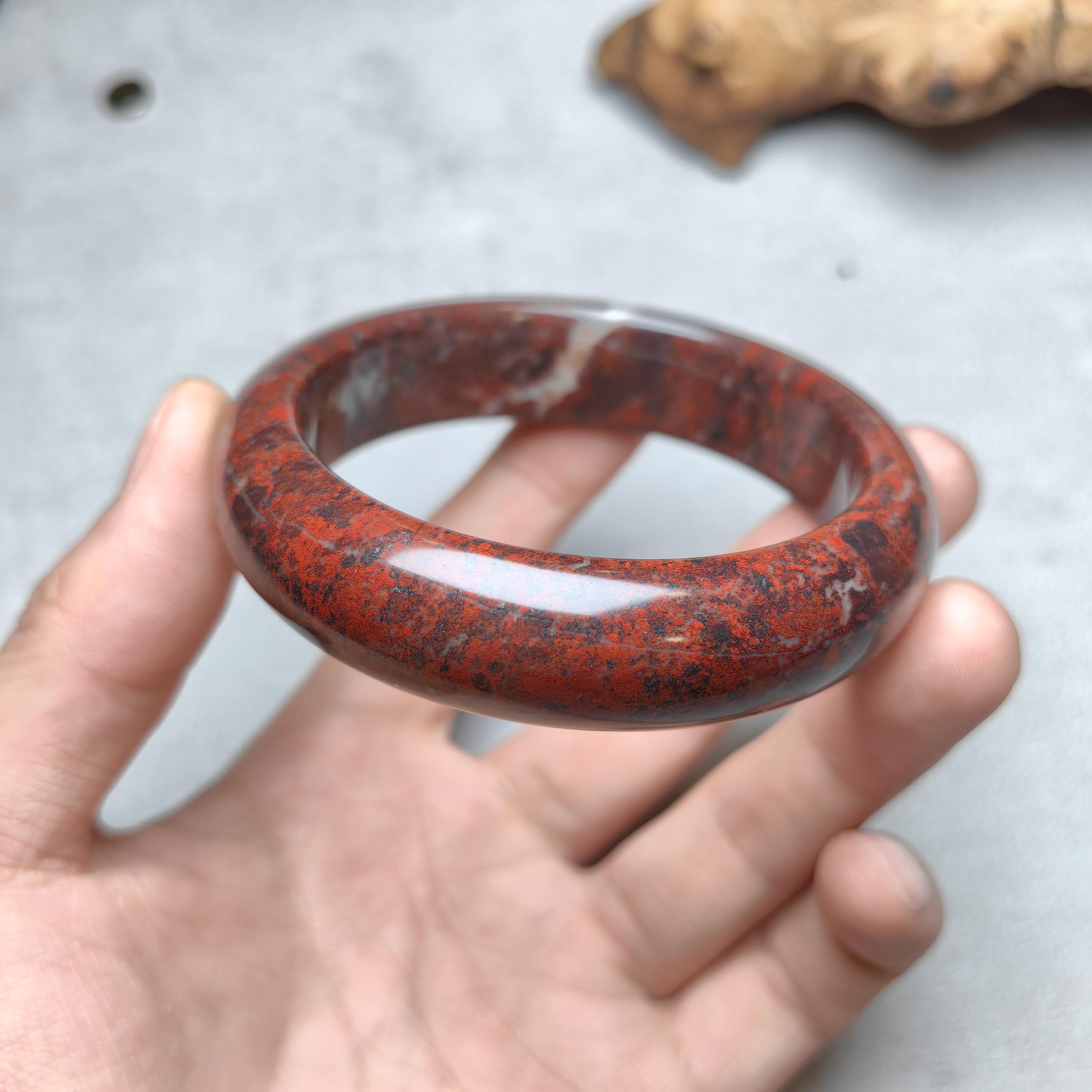精品新疆红伊丁红天宝纯天然手镯圈口58宽16磁疗养生标准手镯2222