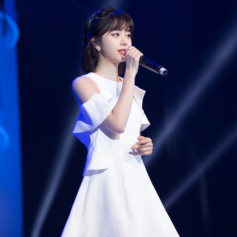 抖音同款 春装气质中长款显瘦宴会名媛洋装小礼服斗篷披肩连衣裙|msdalam kategori Butik wanita / wanita, perkahwinan/Cheongsam/pakaian, pakaian/malam - dari Buy2taobao.com untuk memberikan perkhidmatan ejen Taobao profesional membeli