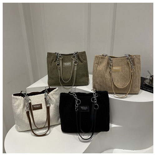 Large Capacity Velvet Chain Underarm Tote Women's 2026 Fashi