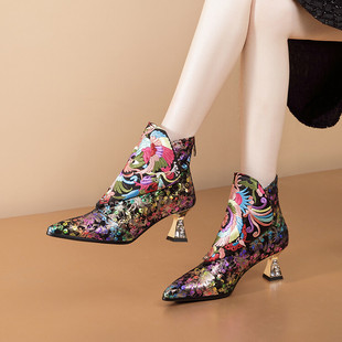 国风真皮印花拼接刺绣高跟短靴女民族风秋冬加绒短筒靴34-43大码