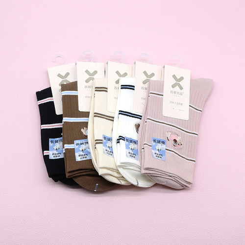 西客优品秋冬小狗条纹中筒女袜