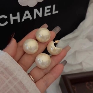 法式奶白色珍珠耳环轻奢简约耳钉女圆球高级感气质耳环小灯泡耳饰