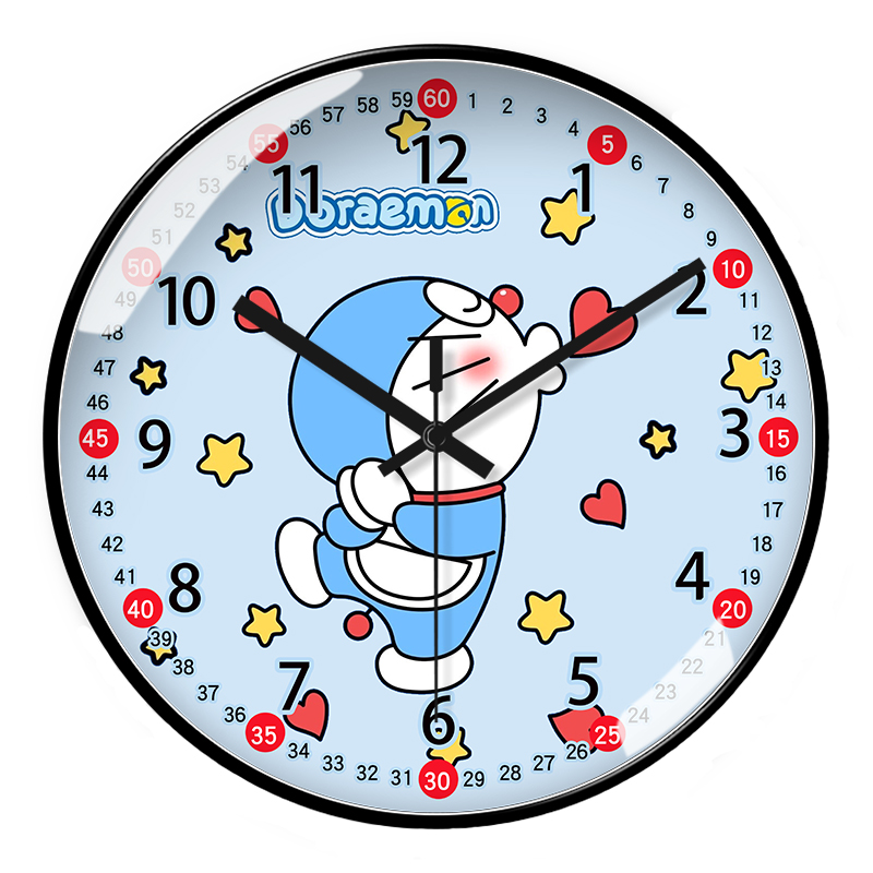 儿童卧室挂墙挂钟可爱叮当猫早教学生认表静音石英钟自动对时钟表
