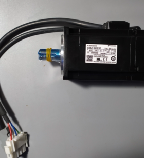 SGM-04U314C原装安川伺服电机全新质保一年现货包邮欢迎询价