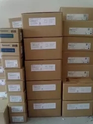 MSMF5AZL1U2M MADLN05SE原装松下50W伺服电机驱动器全新质保一年