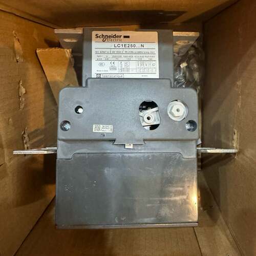 维修LC1E250M5N LC1E200N5N，施耐德交流接触器议价