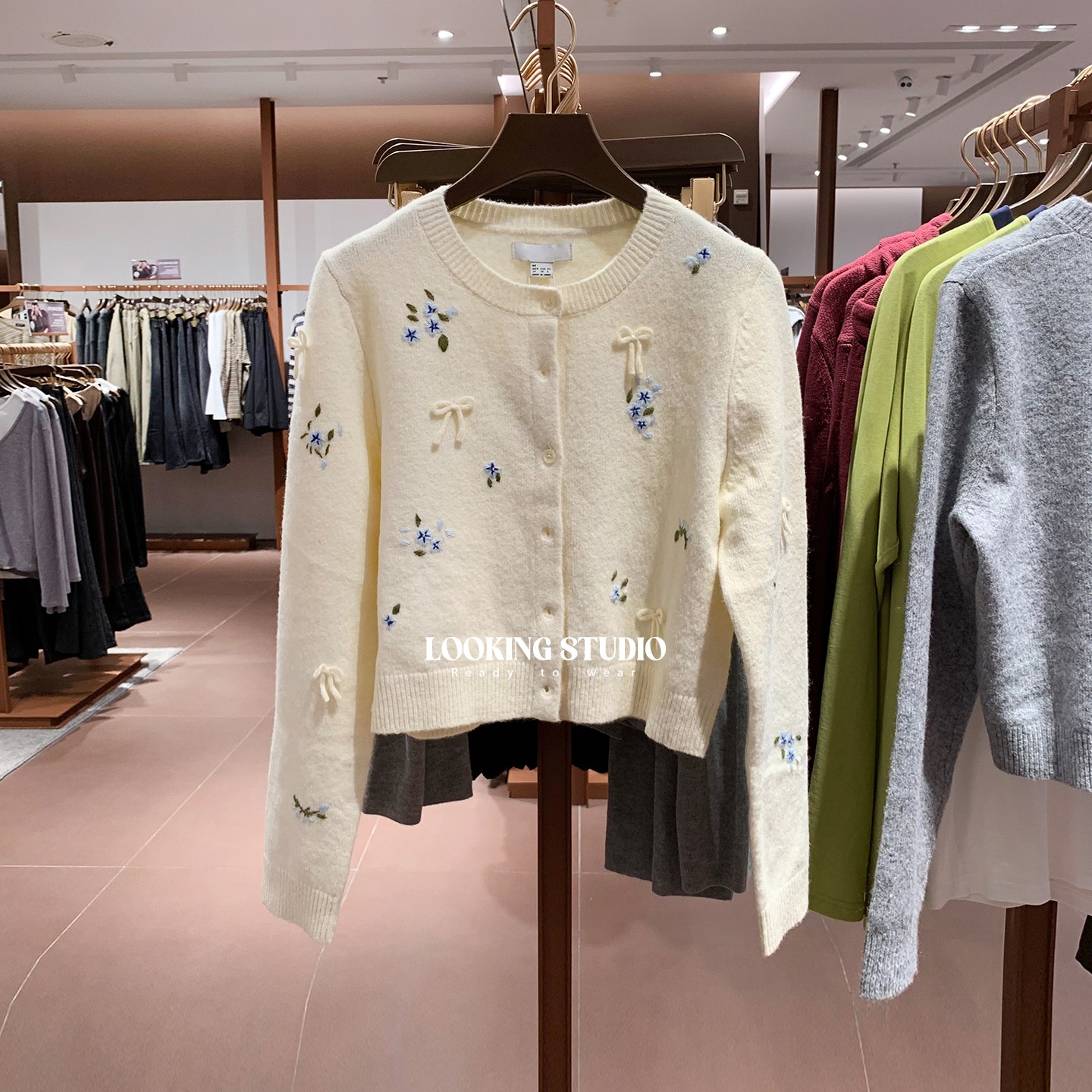 UR&DC2025秋季新款法式气质高级感蝴蝶结花卉提花针织开衫女上衣