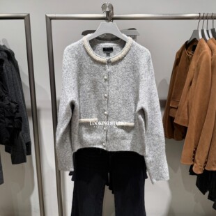 UR&DC2026春季新款法式小香魅力珍珠饰单排扣短款针织开衫女上衣