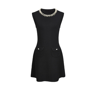 UR&DC2025秋季新款法式高级感气质钉珠饰圆领修身超短针织连衣裙
