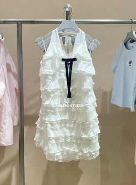 UR&DC2026秋季新款女装精致甜美风多层蕾丝蝴蝶结无袖挂脖连衣裙