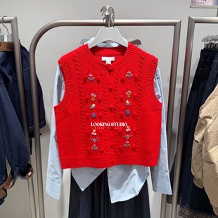 UR&DC2026春季新款新年圣诞都市镂空花卉刺绣无袖针织开衫女马甲