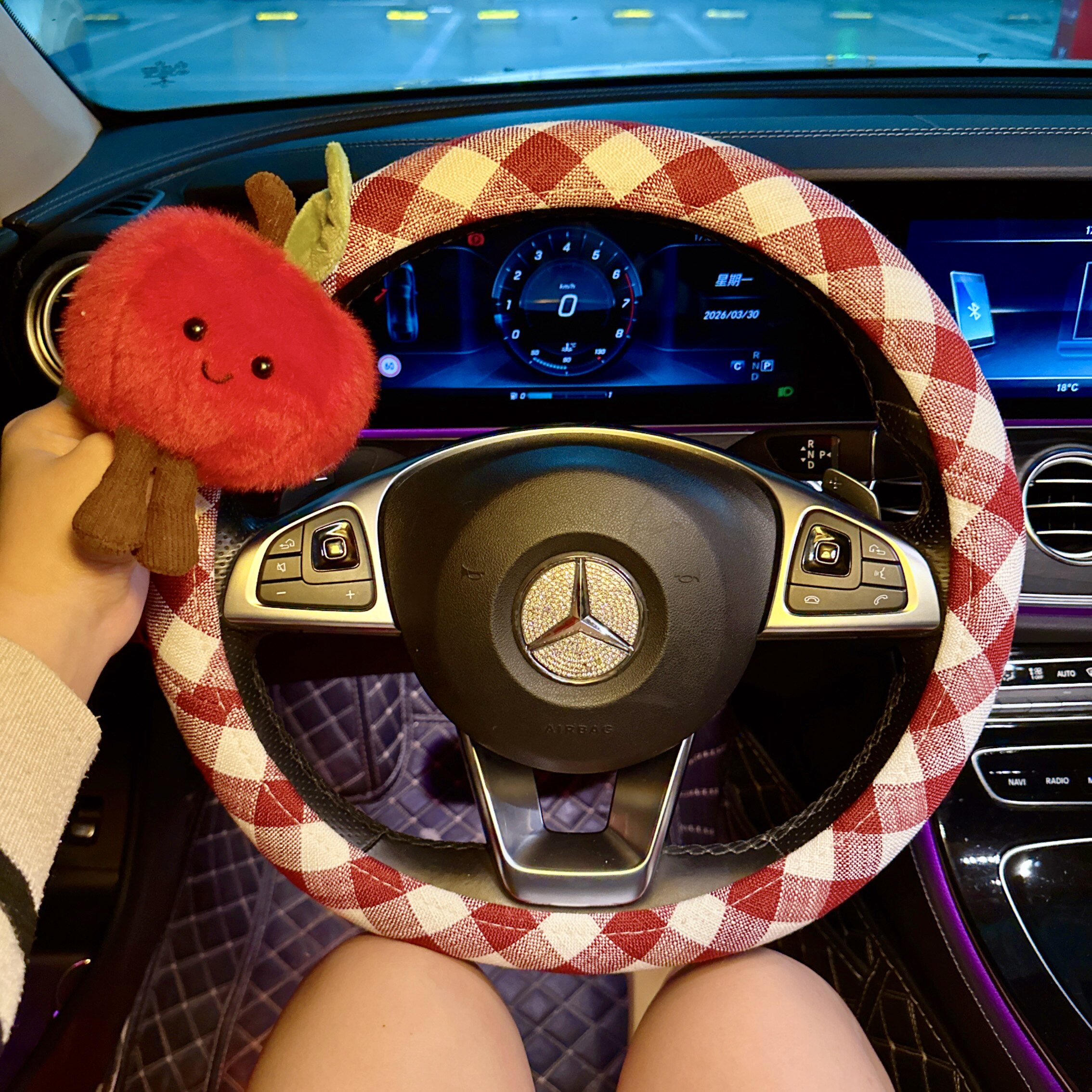 2026新款汽车方向盘套红色苹果可爱防滑吸汗夏季棉麻把套